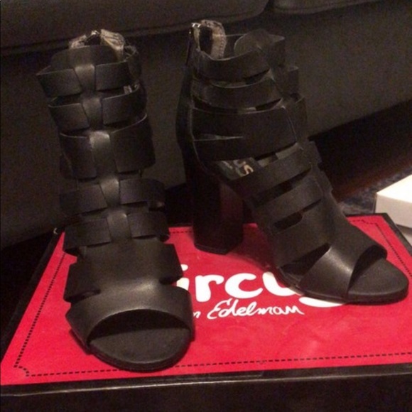 Sam Edelman - Picture 3 of 5